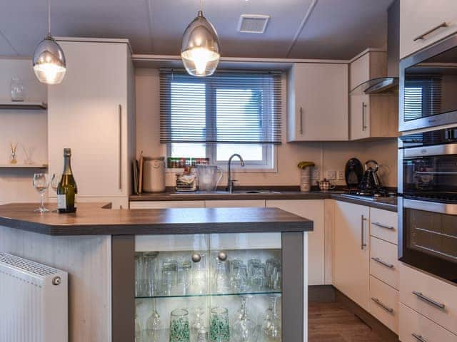 Kitchen | Elm Lodge, Ilfracombe