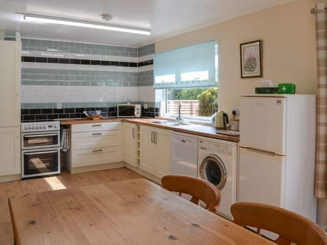 Kitchen area | Hollands Pond, Thorpe St Peter