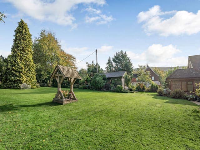 Garden | Beacon Cottage, Hassocks