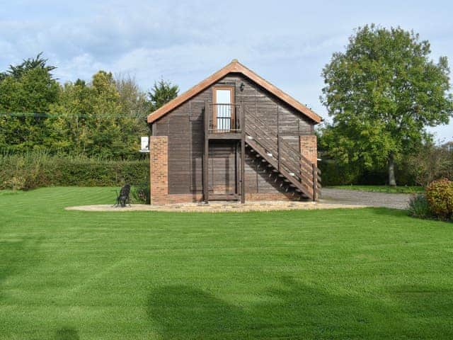 Exterior | Moorhens - Chilsham Farm Nurseries, Herstmonceux, near Hailsham