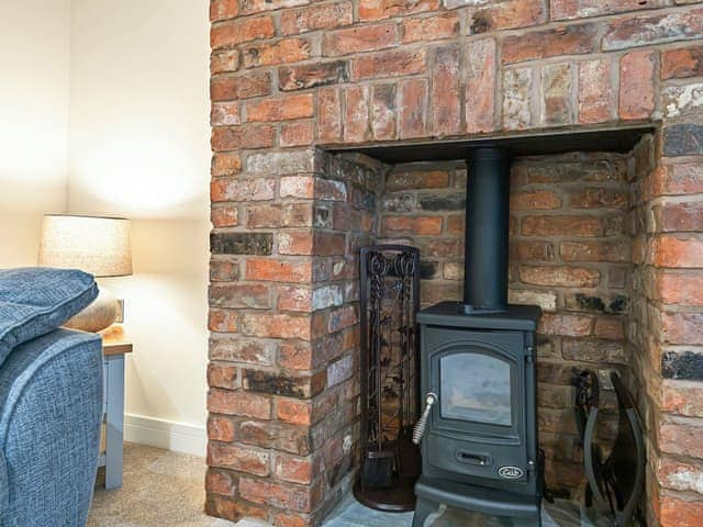 Living room/dining room | Royal Oak Cottages- Salem Porter - Royal Oak Cottages, Wainfleet, near Skegness