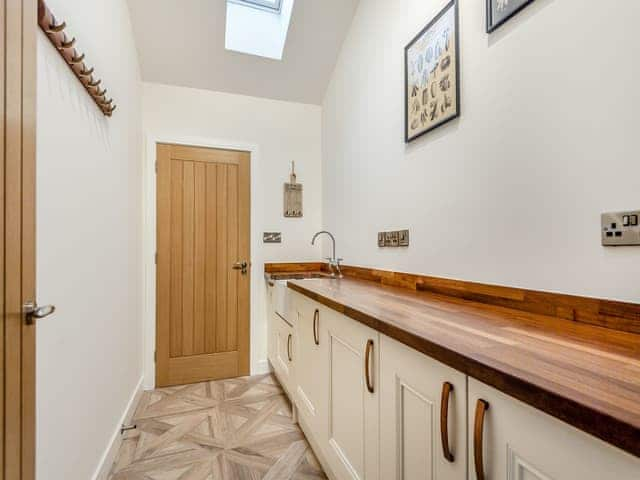 Utility room | Royal Oak Cottages- Mr George - Royal Oak Cottages, Wainfleet, near Skegness