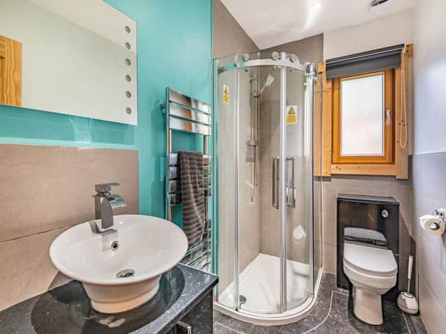 Shower room | iLodges- iLodge Ultra - iLodges, Kenwick Park, near Louth