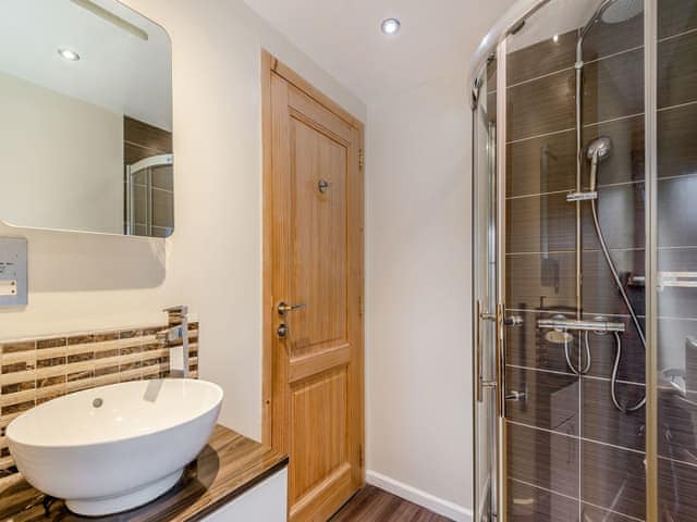 En-suite | iLodges- iLodge 73 - iLodges, Kenwick Park, near Louth