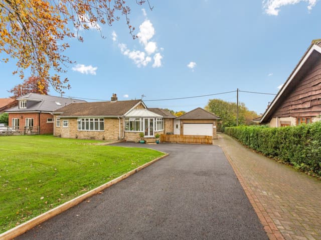 Exterior | Featherstone House, Darlington, near Bishop Auckland