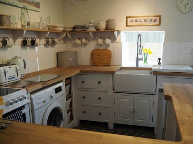 Kitchen | Lavender Cottage - Naturally Norfolk, Docking, near Hunstanton