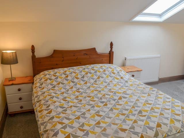 Double bedroom | Rose Cottage - Cox&rsquo;s Cottages, Cromer