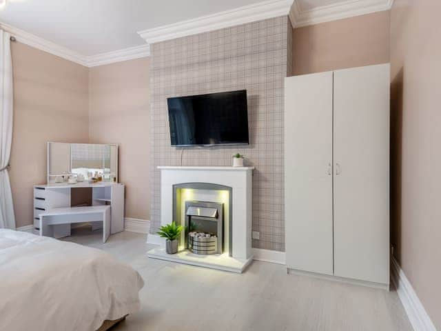 Double bedroom | Beach Town, Bournemouth