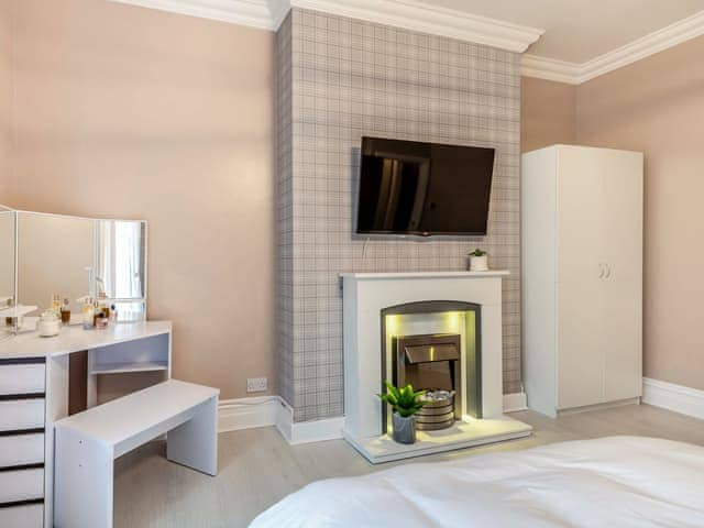 Double bedroom | Beach Town, Bournemouth