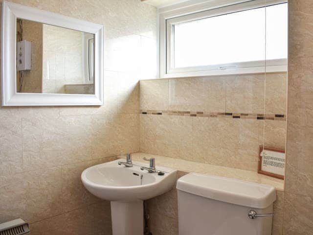 Bathroom | Crag Barn - Greenah Cragg, Matterdale End