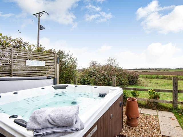 Hot tub | Hill Crest, Dunston Fen