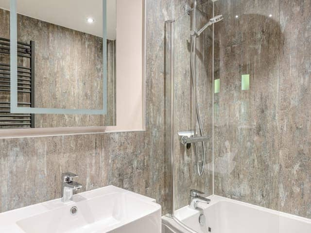 Bathroom | Brickyard Cottage, Blankney, near Lincoln