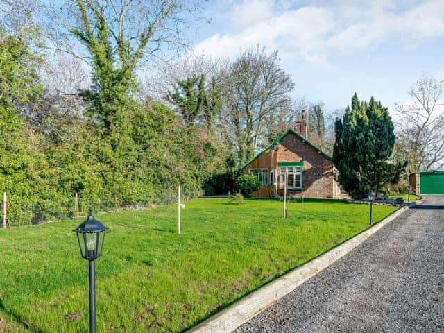 Exterior | Brickyard Cottage, Blankney, near Lincoln