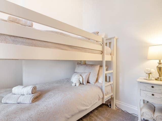 Bunk bedroom | West House, Wooler