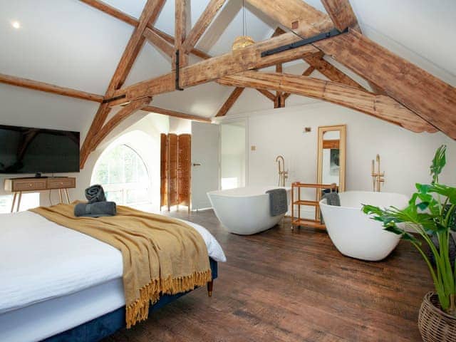 Double bedroom | The Old School House, Horrabridge, near Tavistock