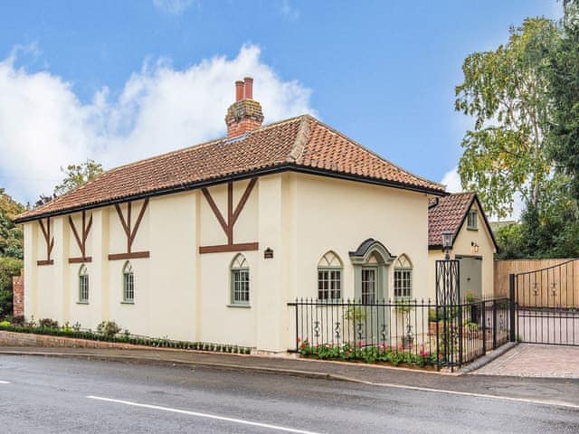 Exterior | Halton Lodge, Halton Holegate