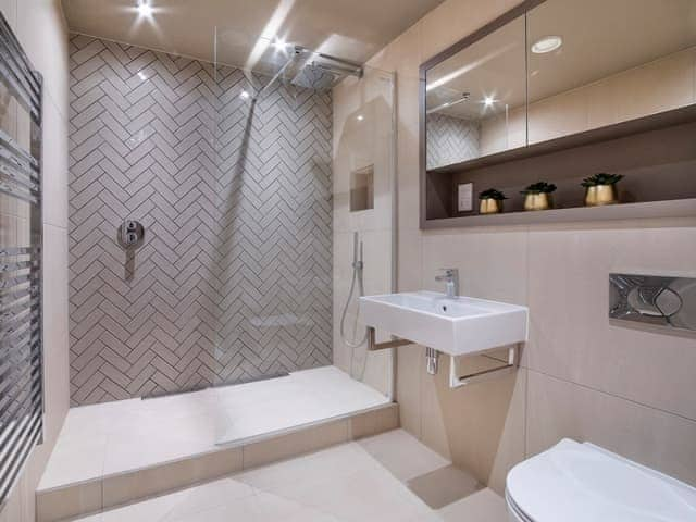 Shower room | Hudson 28 - York Boutique Apartments, York