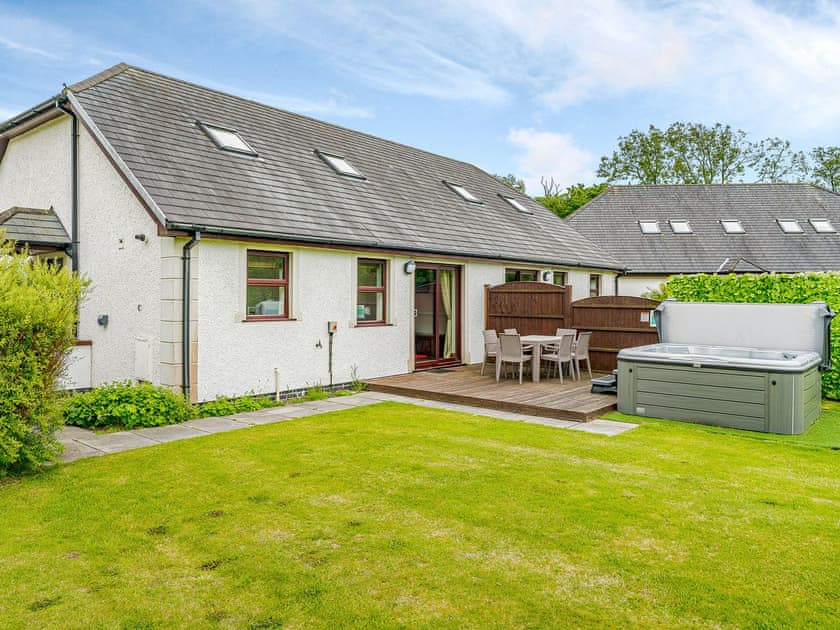 Parc Teifi Seisil (ref UK38837) in Tregaron and the Cambrian