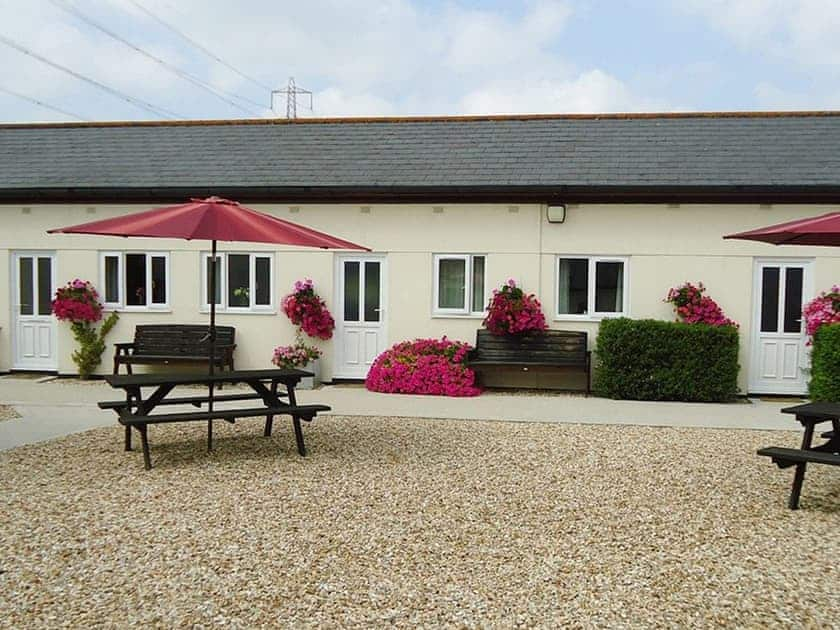 Exterior | Primrose Cottage, Rose Cottage - Westfield Farm Cottages, Winterbourne, Steepleton