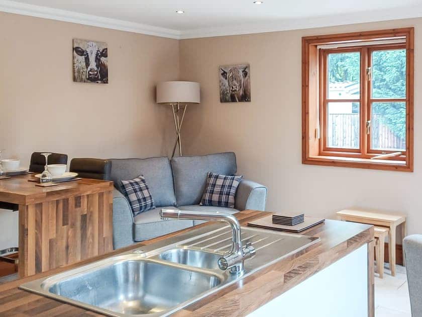 Open plan living space | Alfie&rsquo;s Abode - The Laurels, Addlethorpe, near Skegness