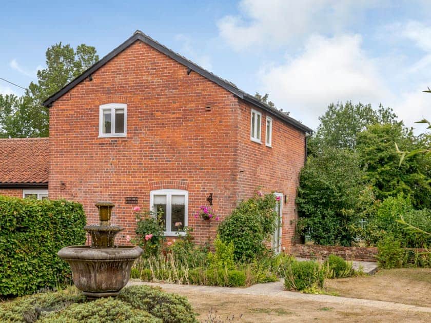 Exterior | Coach House - Yaxley Manor Cottages, Yaxley near Eye