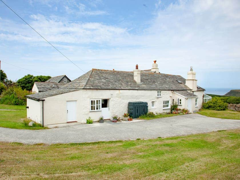 Outdoor area | The Annexe - Higher Tresmorn Cottages, Tresmorn, Bude