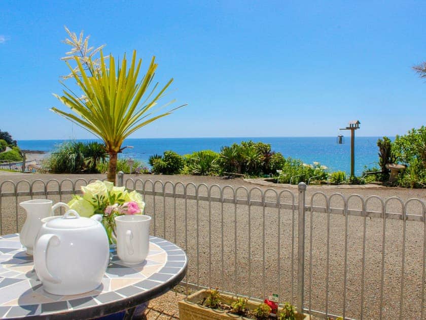 Outdoor area | 1 Mount Brioni - Mount Brioni Holiday Apartments, Torpoint