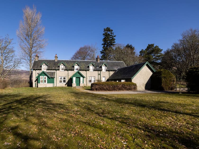 Inverpattack Lodge in Kinloch Laggan
