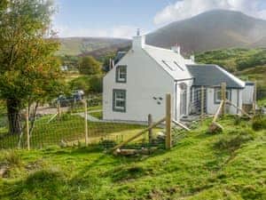 Exterior | SQLArran Cottage, Lochranza