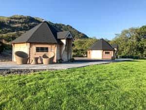 Exterior | Carness Lodge - Leven View, Onich, near Fort William