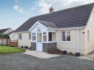 Exterior | Ty Twt, Clynderwen