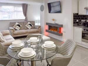Open plan living space | The Farmhouse - Coastal Apartments, Winterton-on-Sea