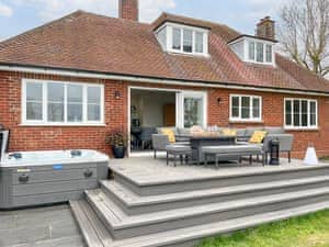Exterior | Longridge, Peldon, near Colchester