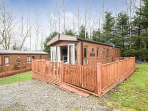 Exterior | Marlow Lodge - Daisy Bank Touring Caravan Park, Montgomery