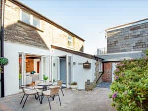 Exterior | Mews Cottage, Tintagel
