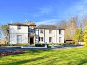 Exterior | The Mansion House at Kirkhill, Gorebridge, near Edinburgh