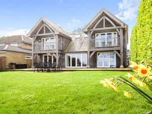 Exterior | Beach Side, Bembridge
