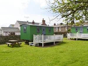 Exterior | Jamie&rsquo;s Shepherds Hut - The Garrison, Bowness-on-Solway