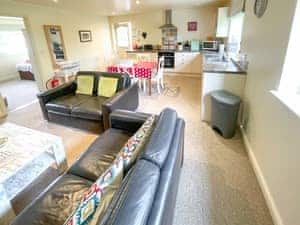 Open plan living space | Lily Pad 4 - Lily Pad Cottages, Nassington, near Stamford