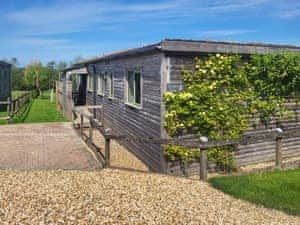 Exterior | Foxglove Lodge - Higher Shorston Lakes and Lodges, Holsworthy, near Bude