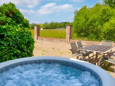 Hot tub | Meadow View - Nether Burrows Farm, Kirk Langley, near Ashbourne