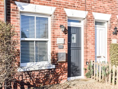 Exterior | Fuchsia Cottage, Sea Palling