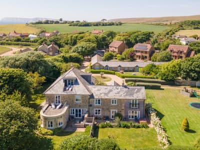 Setting | The Farmhouse - Brook Farmhouse Cottages, Brook, near Brighstone