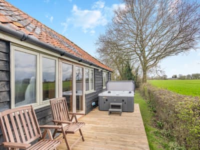 Hot tub | The Cart Lodge, Fressingfield, near Eye