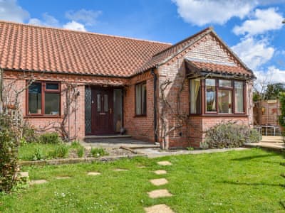 Exterior | Meadow view, Hockering