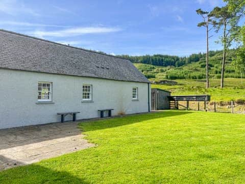 Exterior | Sherrabeg Cottage, Newtonmore