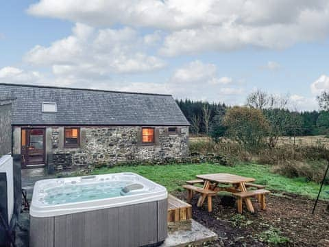 Exterior | Ochiltree Cottage - Waterside, Newton Stewart