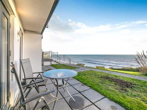 Sitting-out-area | 20 Mount Brioni - Mount Brioni, Seaton