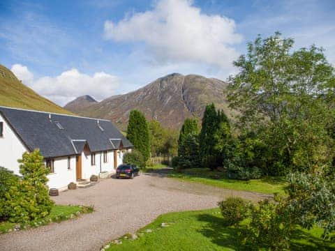 Exterior | Bidean Cottage - Glencoe Mountain Cottages, Glencoe