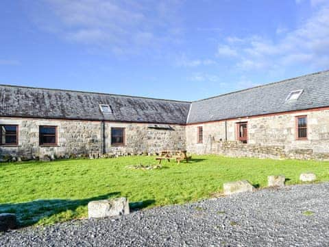 Exterior | Anne&rsquo;s Cottage - Waterside, Newton Stewart